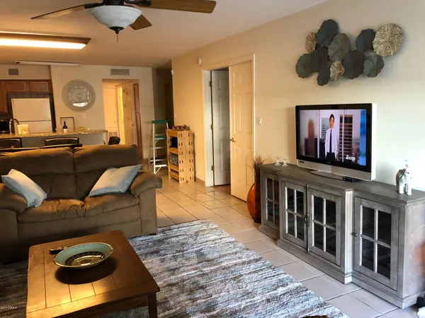 $4,400 | 10080 East Mountainview Lake Drive, Unit 126, Scottsdale, AZ 85258