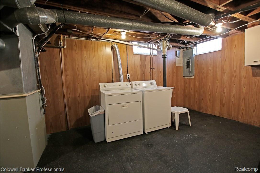 1890 Columbia Road Berkley, MI 48072 - Photo 34 of 42 35) Basement Utility Room.jpg