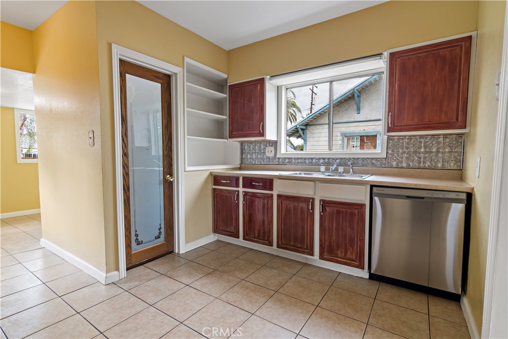 4781 Brockton Avenue Riverside, CA 92506 - Photo 17 of 46