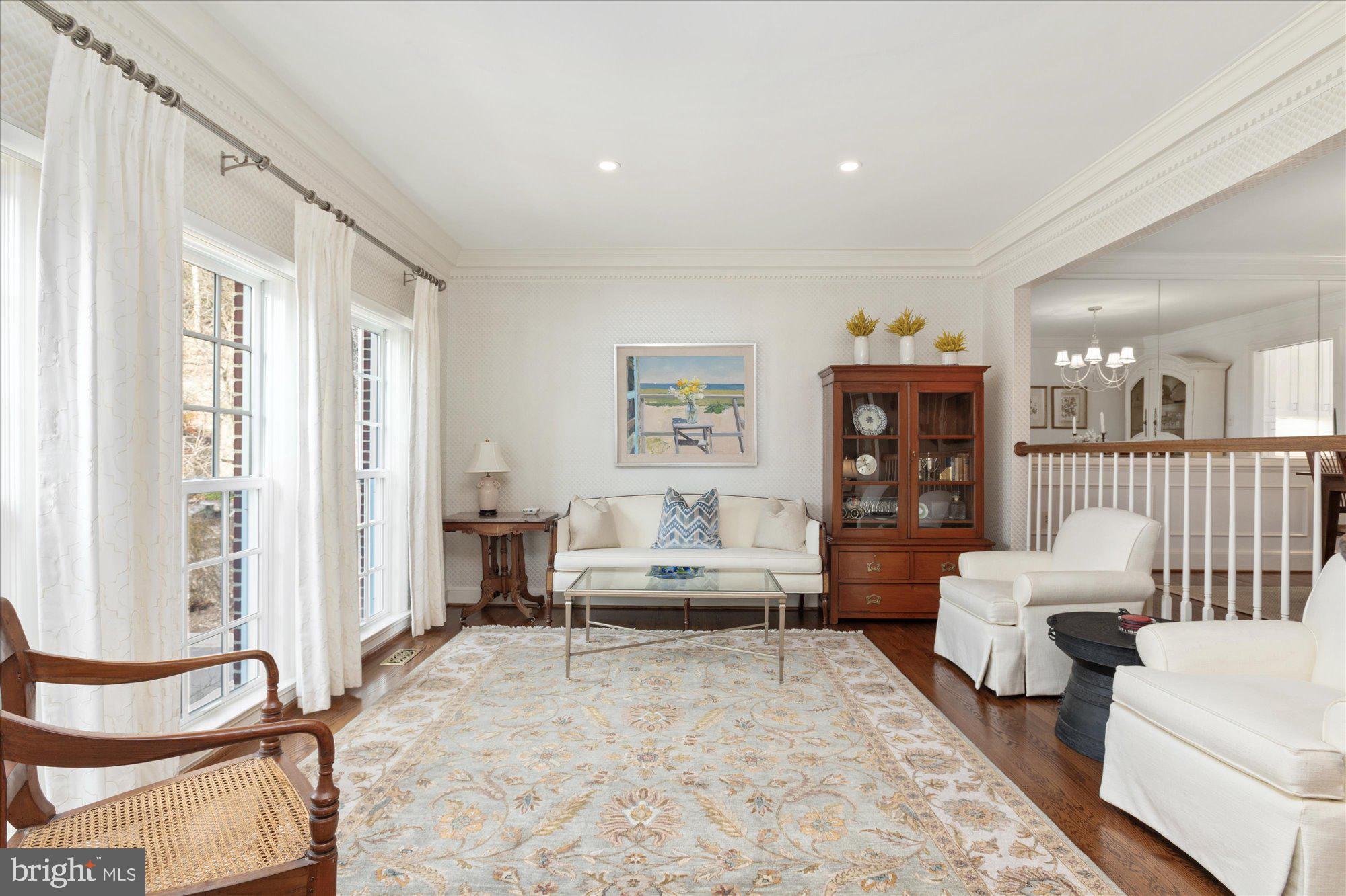 8005 Quarry Ridge Way Bethesda, MD 20817 - Photo 6 of 40 a living room with furniture and a rug