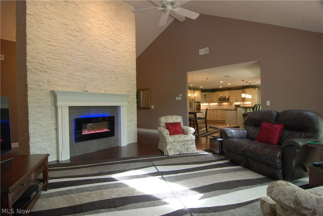 36977 Chester Road Avon, OH 44011 - Photo 13 of 28 Gallery Image 13