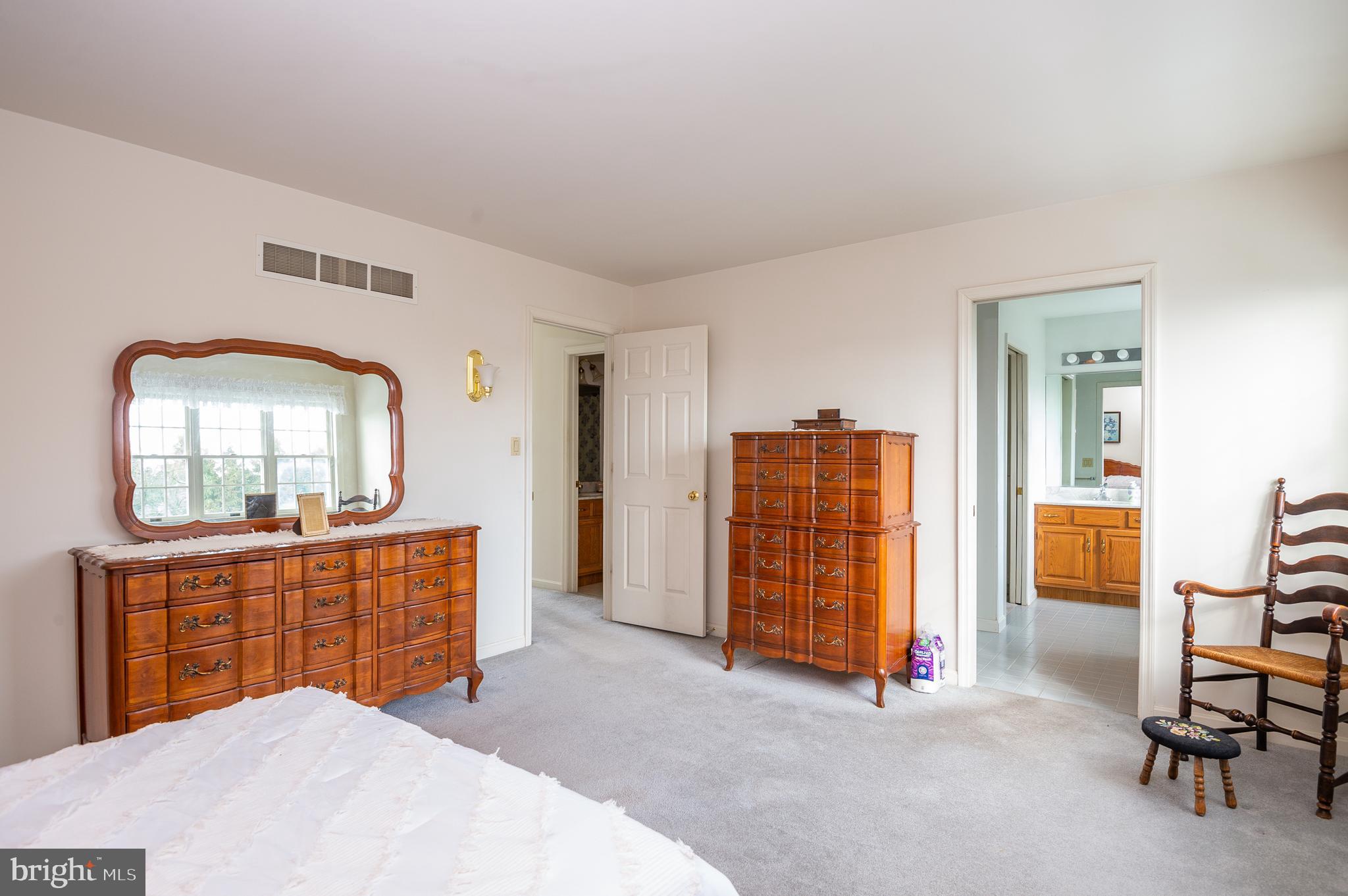 1118 Tuckerton Road Reading, PA 19605 - Photo 18 of 26