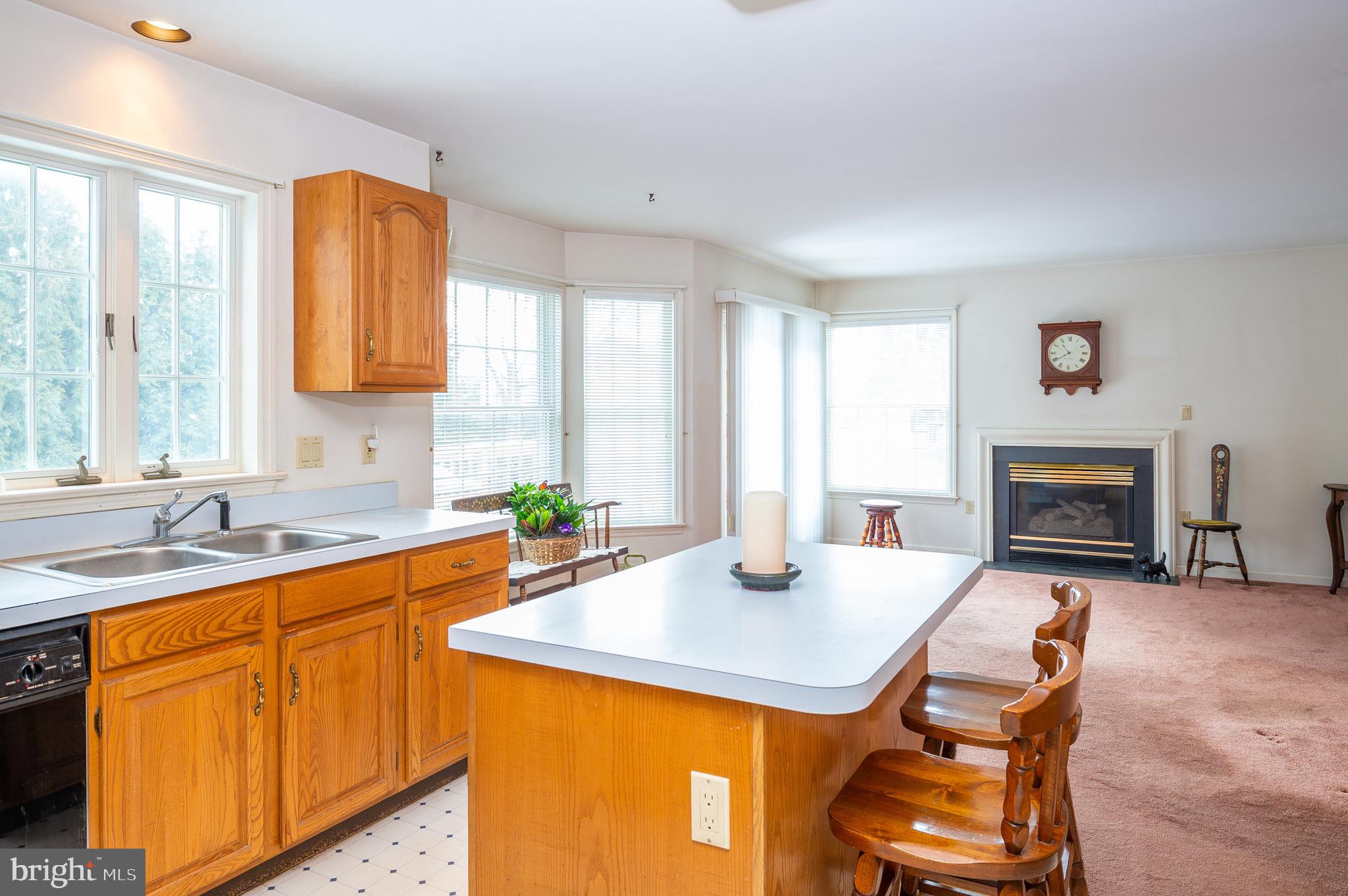 1118 Tuckerton Road Reading, PA 19605 - Photo 5 of 26