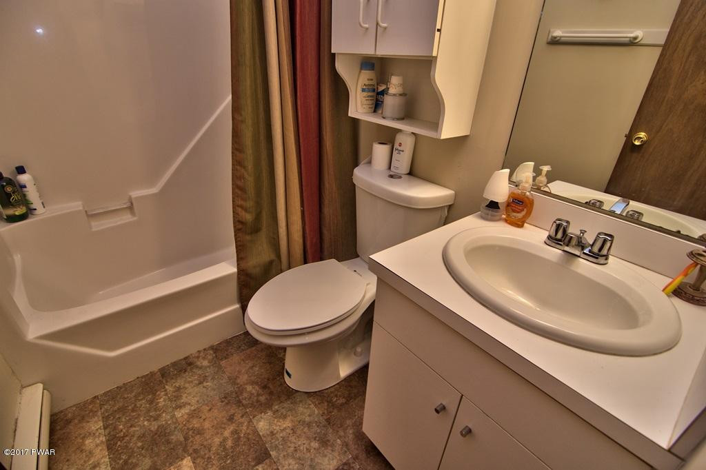 3248 Northgate Road Lake Ariel, PA 18436 - Photo 10 of 36