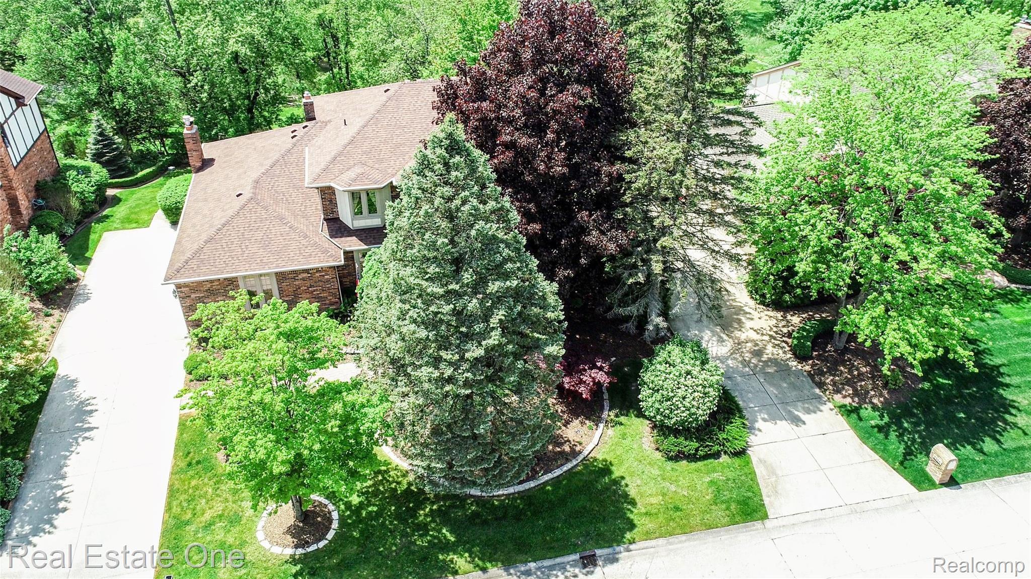 3274 Quail Ridge Circle Rochester, MI 48309 - Photo 71 of 74 Exterior aerial