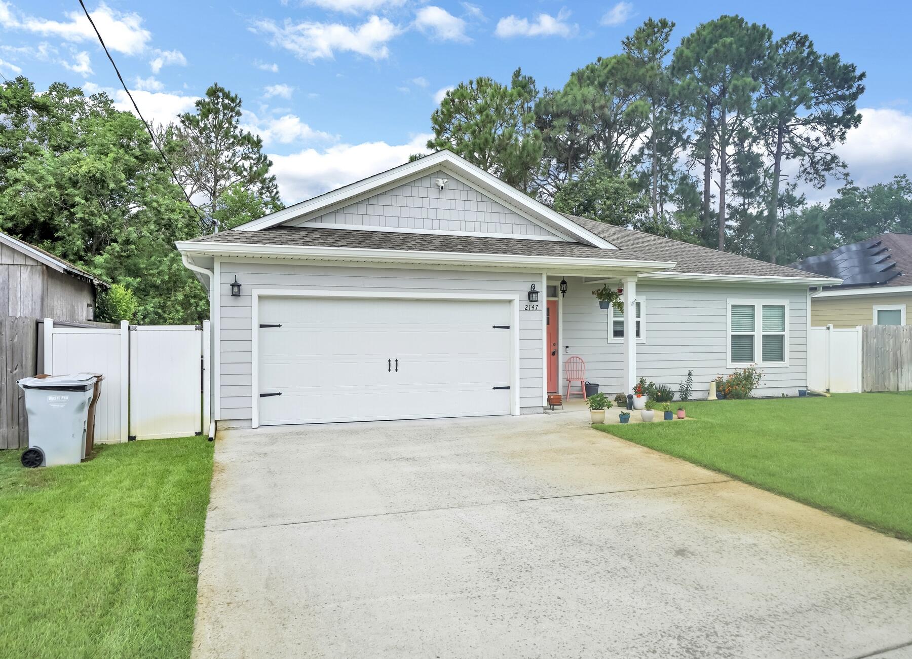 2147 Wind Trace Road North Navarre, FL 32566 - Photo 3 of 58 DSC00458