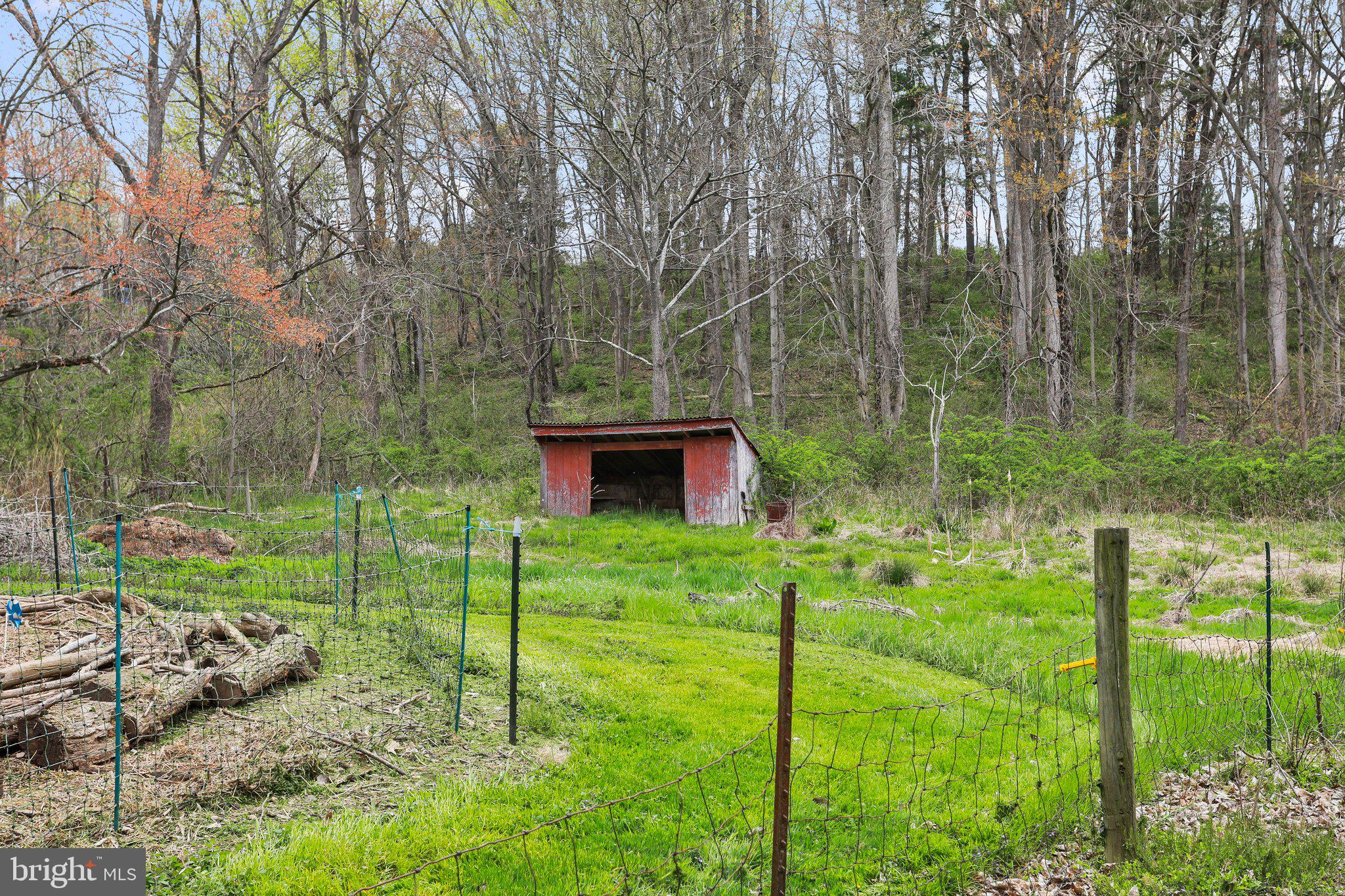 4500 Gross Mill Road Hampstead, MD 21074 - Photo 55 of 68 Additional structure for livestock.