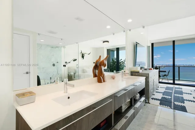 $6,750 | 3131 Northeast 7th Avenue, Unit 3905, Miami, FL 33137