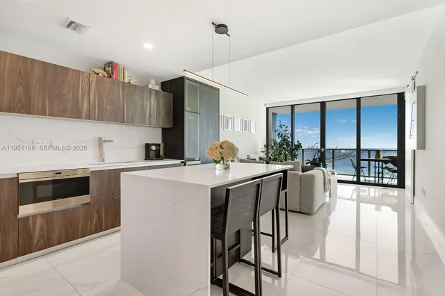 $6,750 | 3131 Northeast 7th Avenue, Unit 3905, Miami, FL 33137