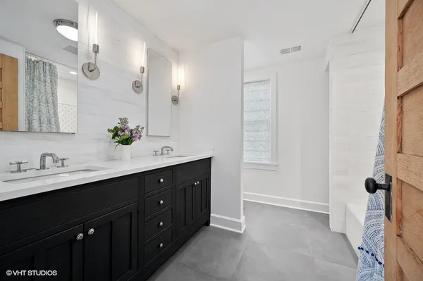 $11,000 | 1217 Ridge Avenue, Evanston, IL 60202