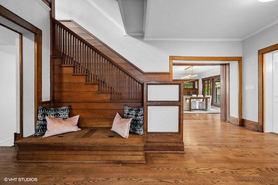 1217 Ridge Avenue Evanston, IL 60202 - Photo 3 of 39