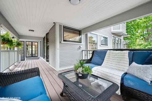 $11,000 | 1217 Ridge Avenue, Evanston, IL 60202