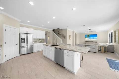 $639,900 | 9182 River Otter Drive, Fort Myers, FL 33912