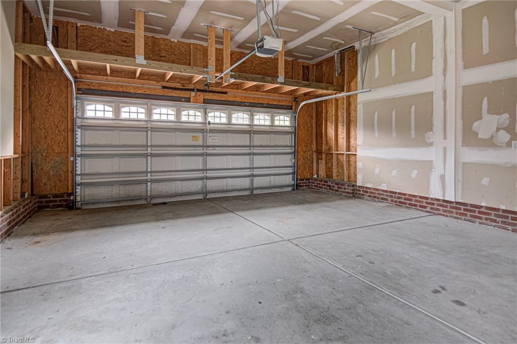 8139 Glengarriff Road Clemmons, NC 27012 - Photo 24 of 43 Gallery Image 24