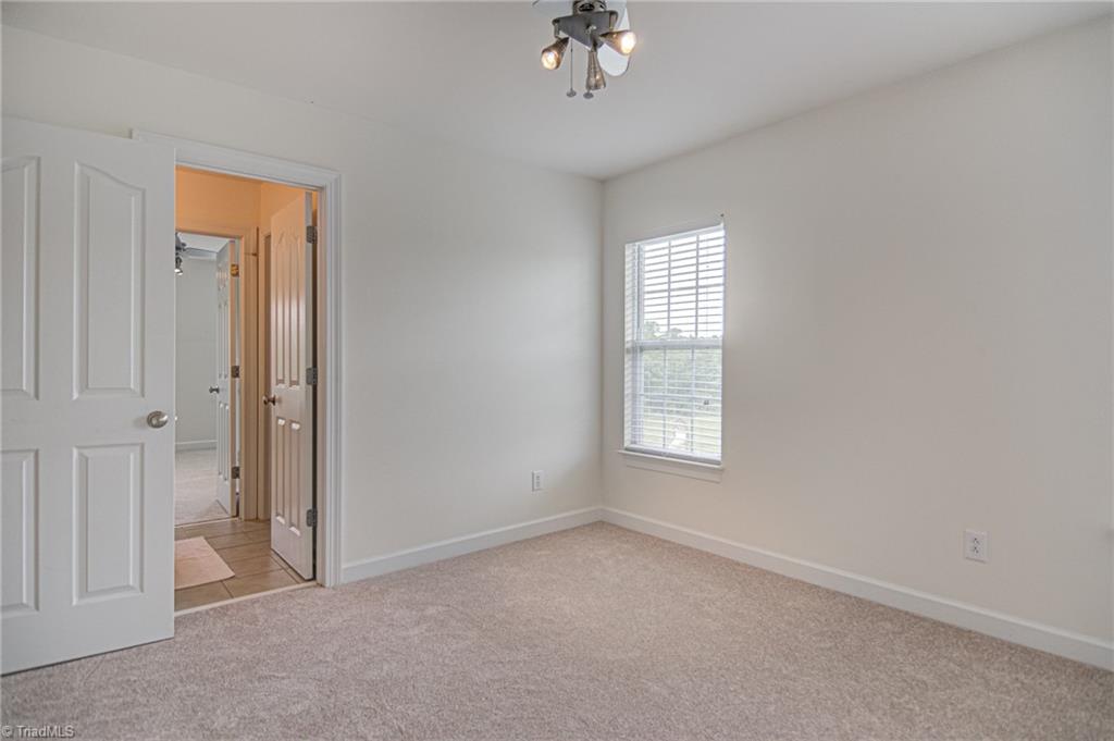 8139 Glengarriff Road Clemmons, NC 27012 - Photo 37 of 43 Gallery Image 37