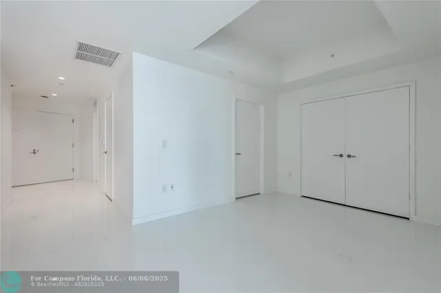 a picture of city view