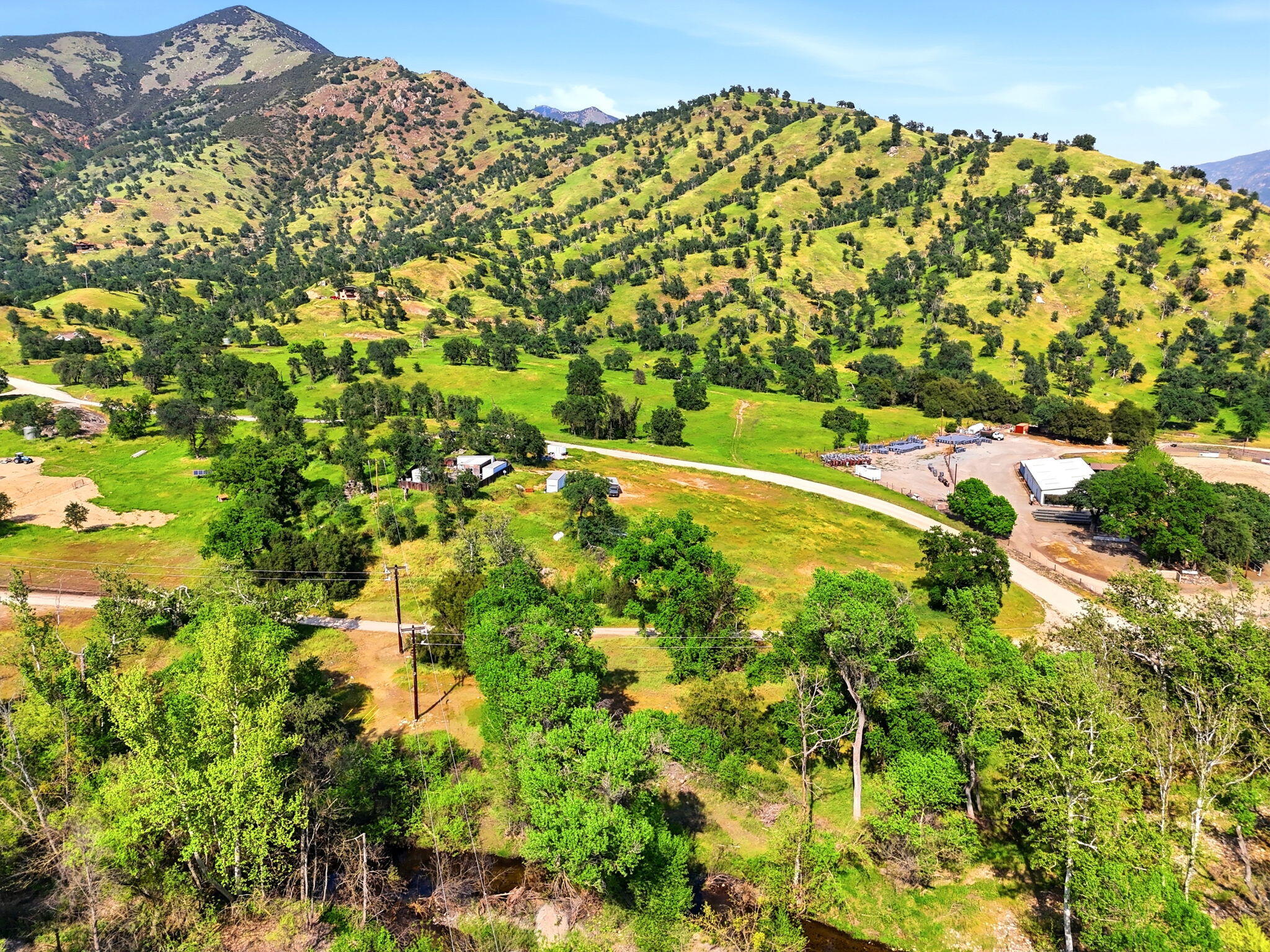 Three North Kaweah River Drive Three Rivers, CA 93271 - Photo 9 of 22 13-42490_N_Kaweah_River_Dr_012