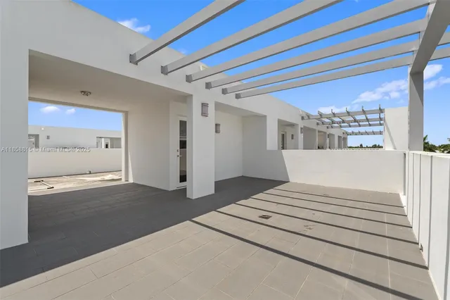 a view of a multi story building