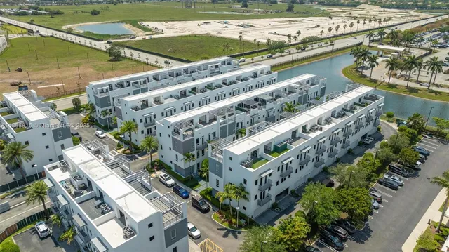 $850,000 | 9161 Northwest 33rd Street, Doral, FL 33178