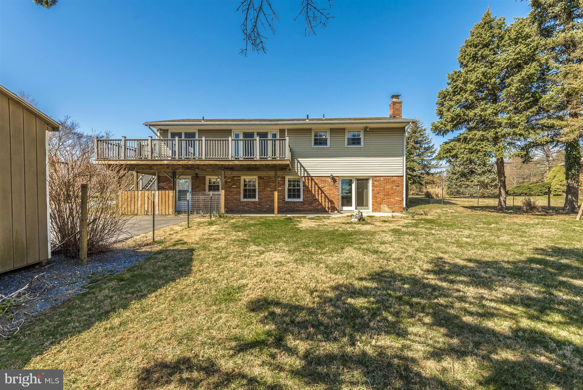 27309 Ridge Road Damascus, MD 20872 - Photo 26 of 28 Exterior (Rear)