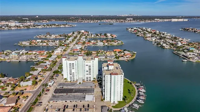 $2,795 | 400 64th Avenue, Unit 1204, St. Pete Beach, FL 33706