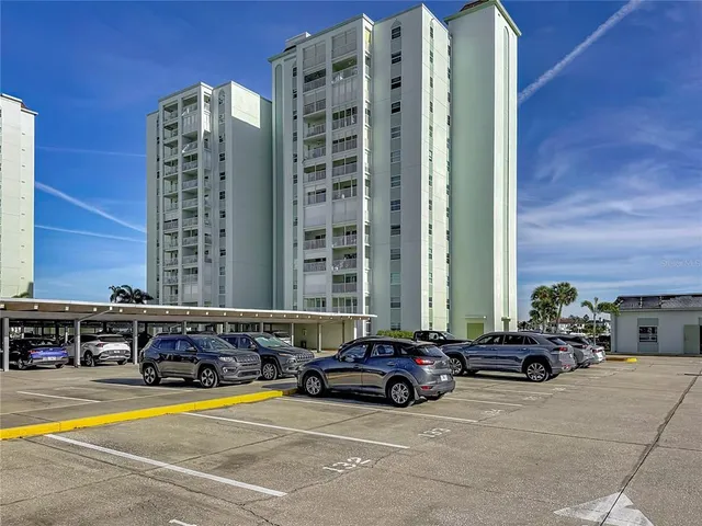 $2,795 | 400 64th Avenue, Unit 1204, St. Pete Beach, FL 33706