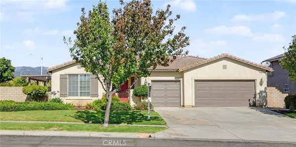 $998,700 | 2426 Mary Clare Street, Corona, CA 92882