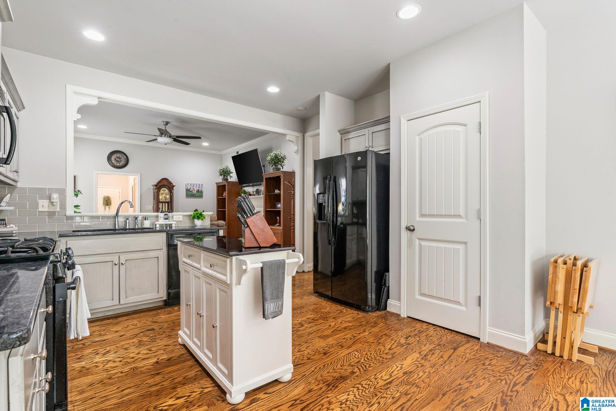 2040 Springfield Drive Chelsea, AL 35043 - Photo 9 of 43