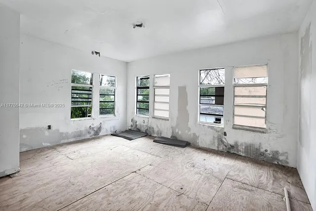 $799,000 | 455 Northeast 63rd Street, Miami, FL 33138