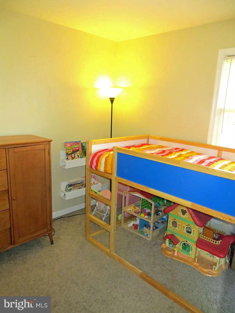 14804 Braddock Road Centreville, VA 20120 - Photo 14 of 16 Bedroom