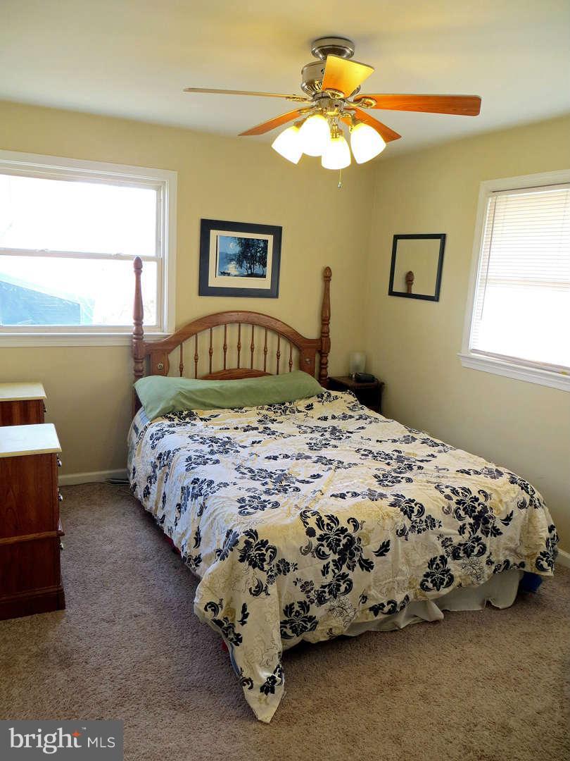 14804 Braddock Road Centreville, VA 20120 - Photo 10 of 16 Bedroom (Master)
