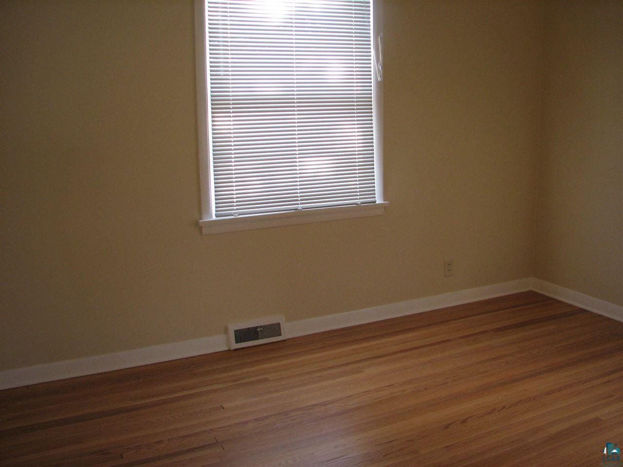 4315 Oneida Street Duluth, MN 55804 - Photo 8 of 18 Gallery Image 8