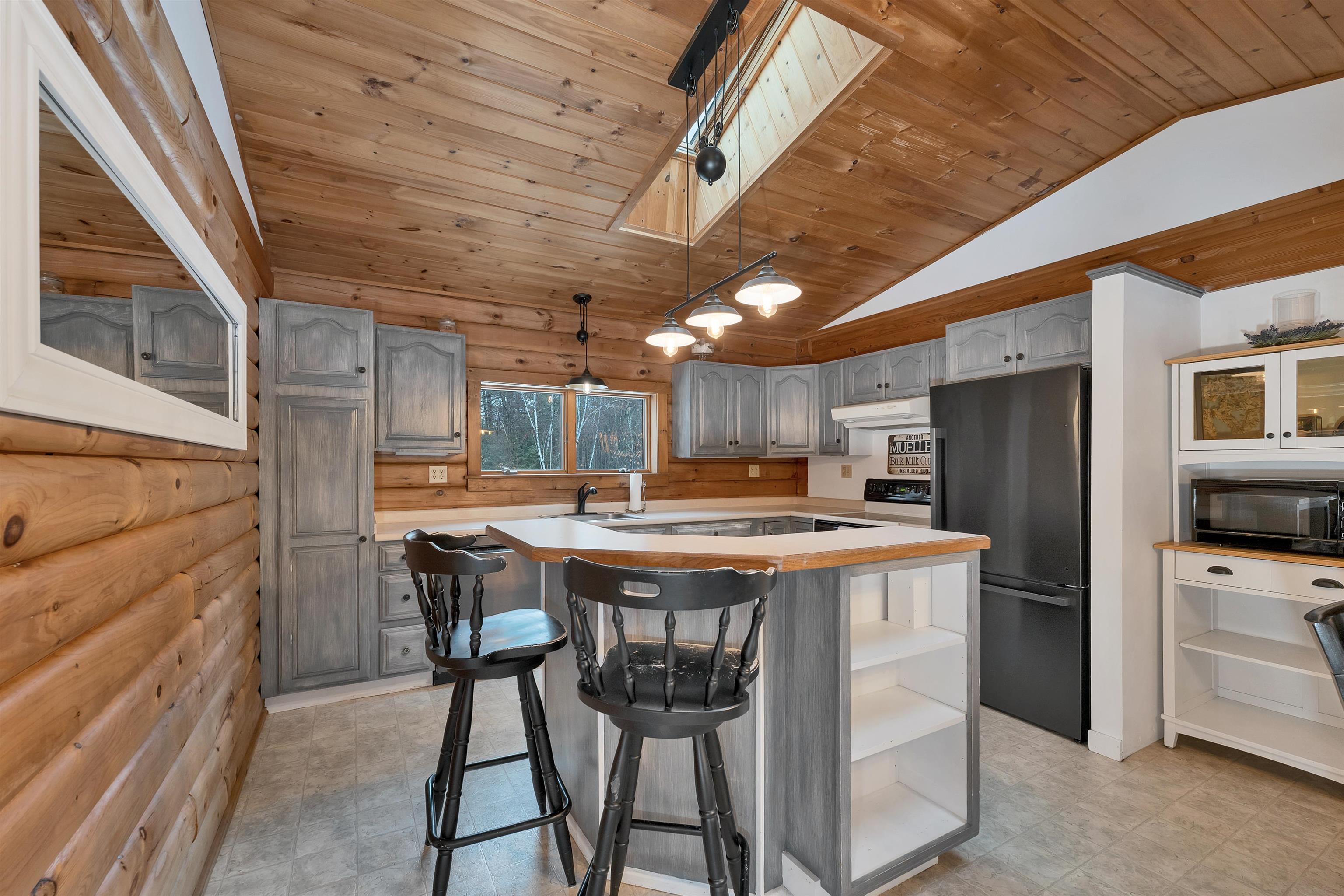 233 Ossipee Mountain Road Moultonborough, NH 03254 - Photo 17 of 52