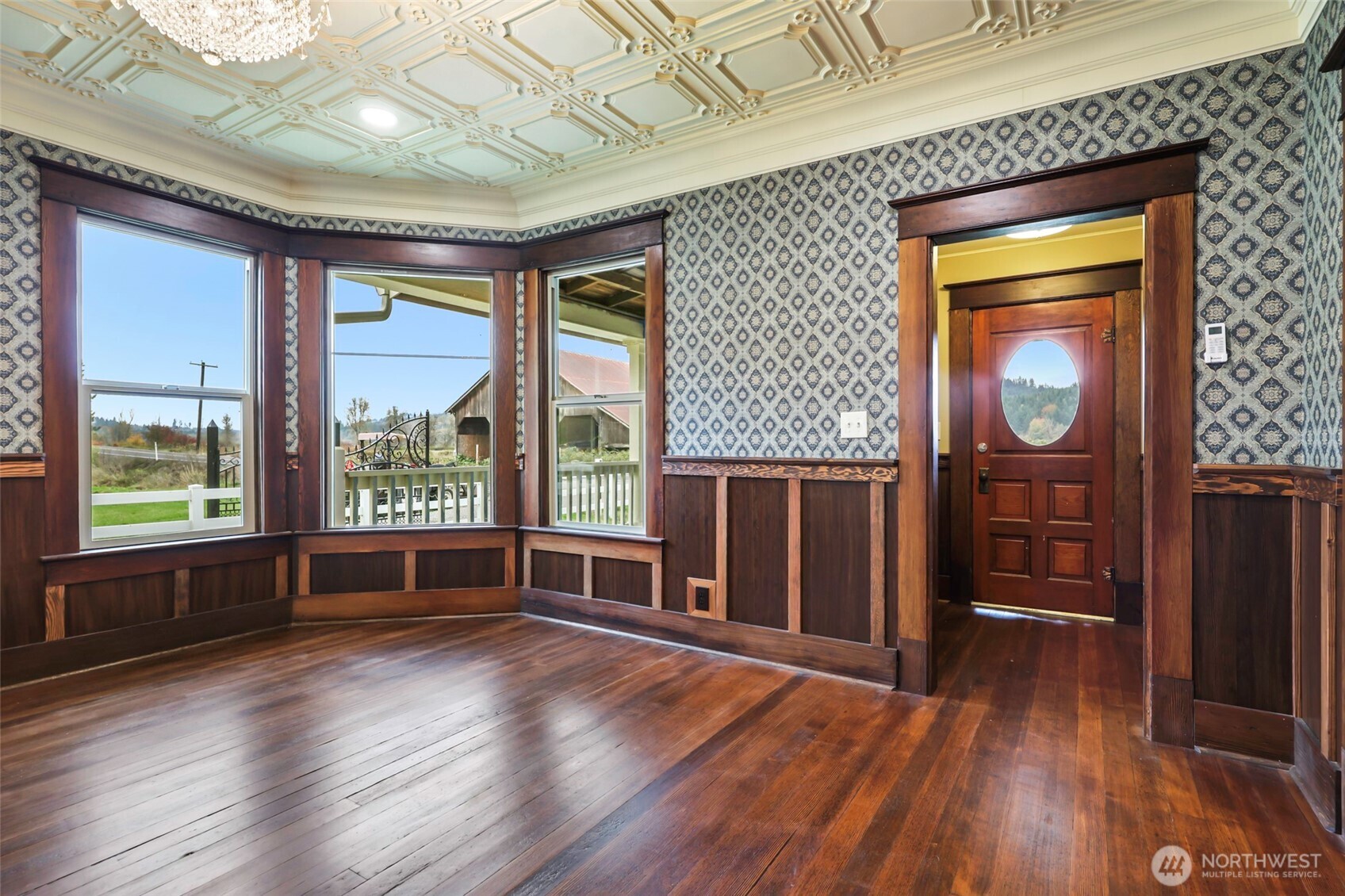1604 Lincoln Creek Road Rochester, WA 98579 - Photo 4 of 37 a view of livingroom with furniture wooden floor and windows