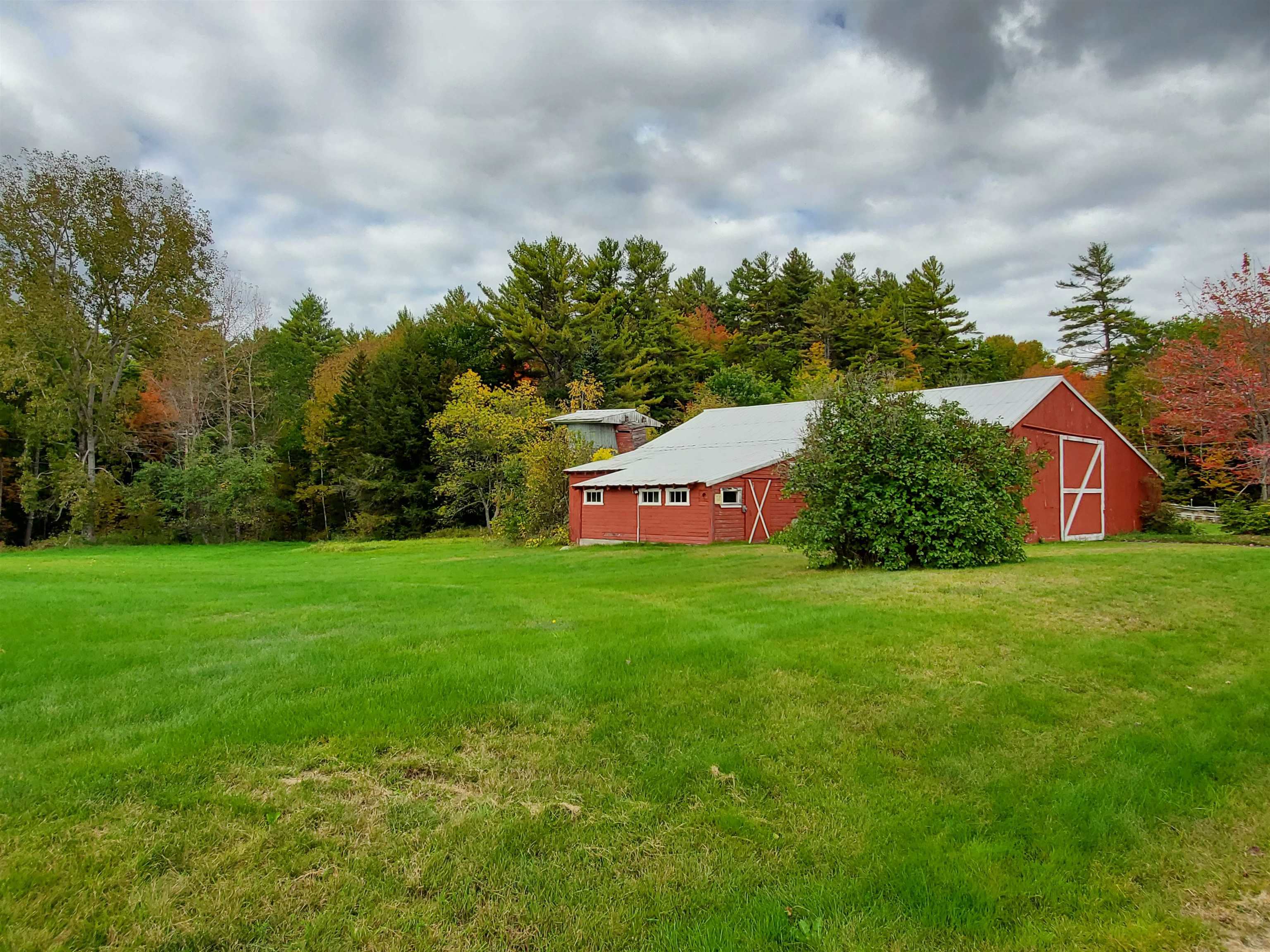 54 Tuttle Hill Road Canaan, NH 03741 - Photo 6 of 38