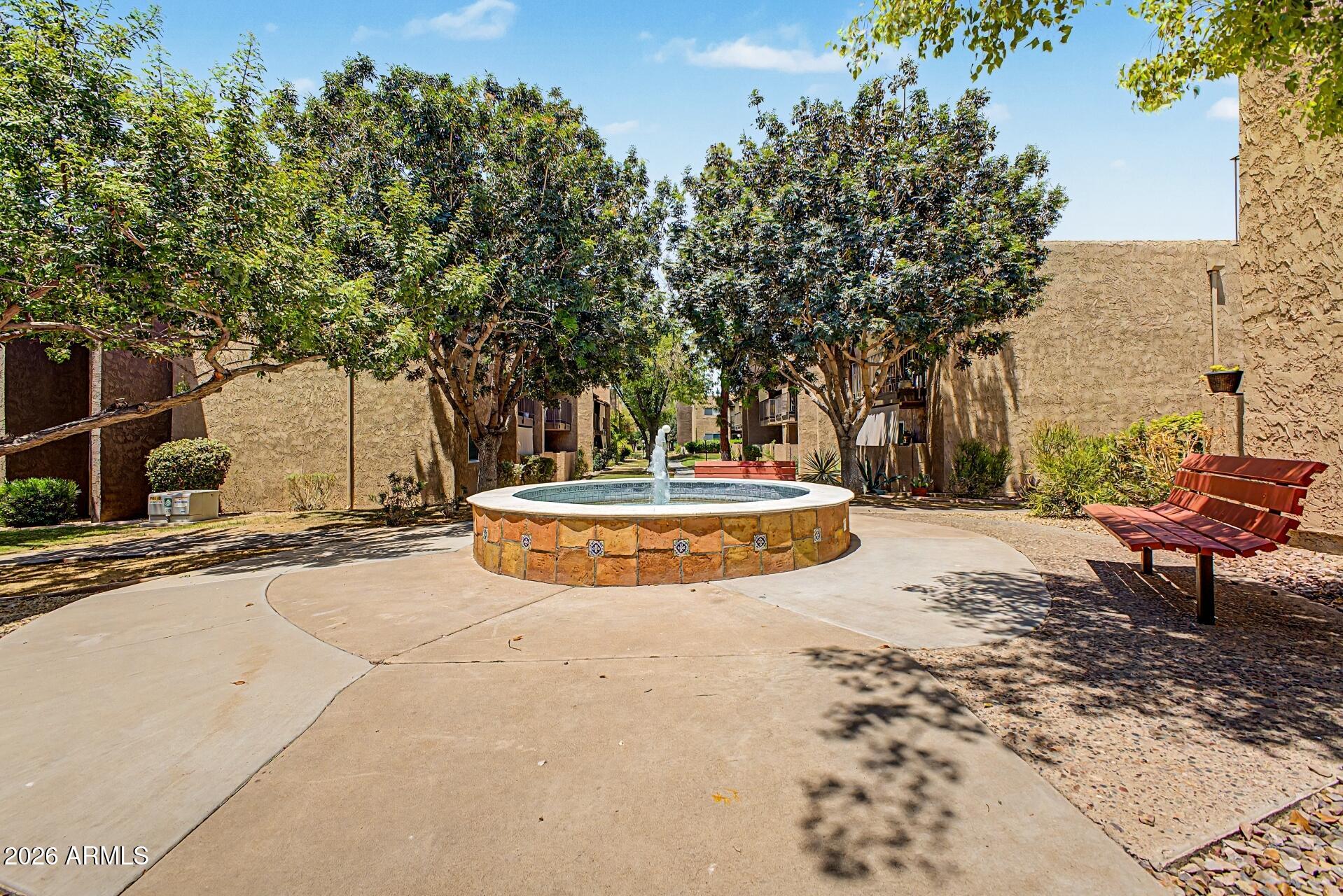 5525 East Thomas Road, Unit R13 Phoenix, AZ 85018 - Photo 21 of 30 41-Thomas