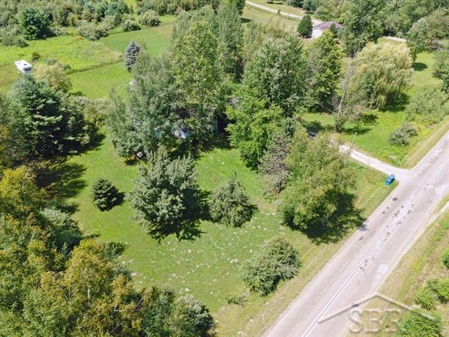 4629 North Alamando Road Coleman, MI 48618 - Photo 3 of 12