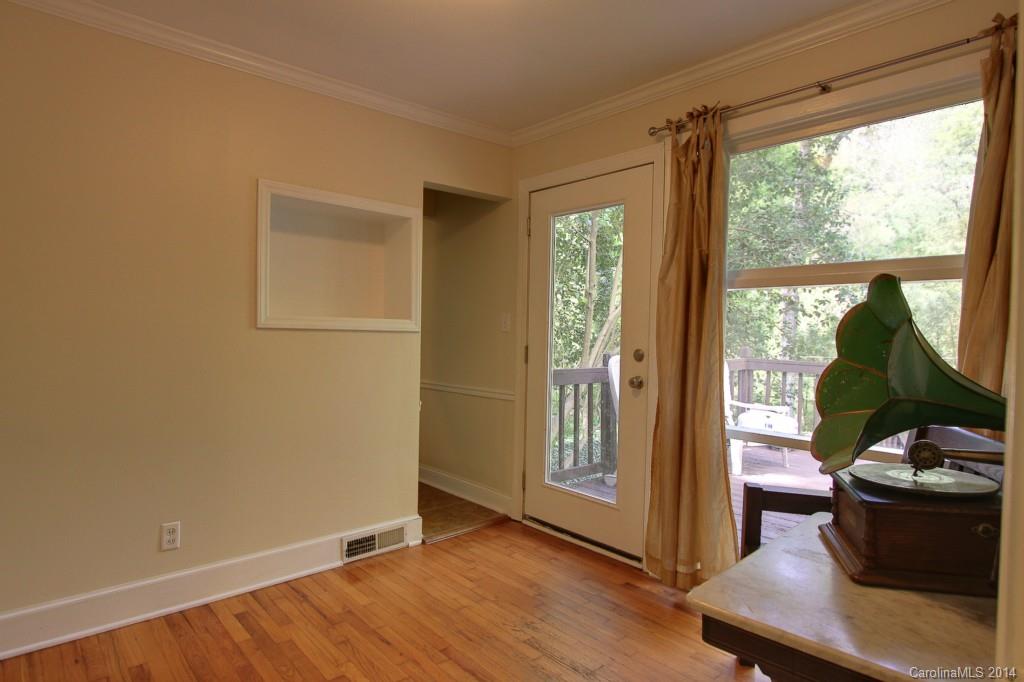 5030 Valley Stream Road Charlotte, NC 28209 - Photo 11 of 24 Gallery Image 11