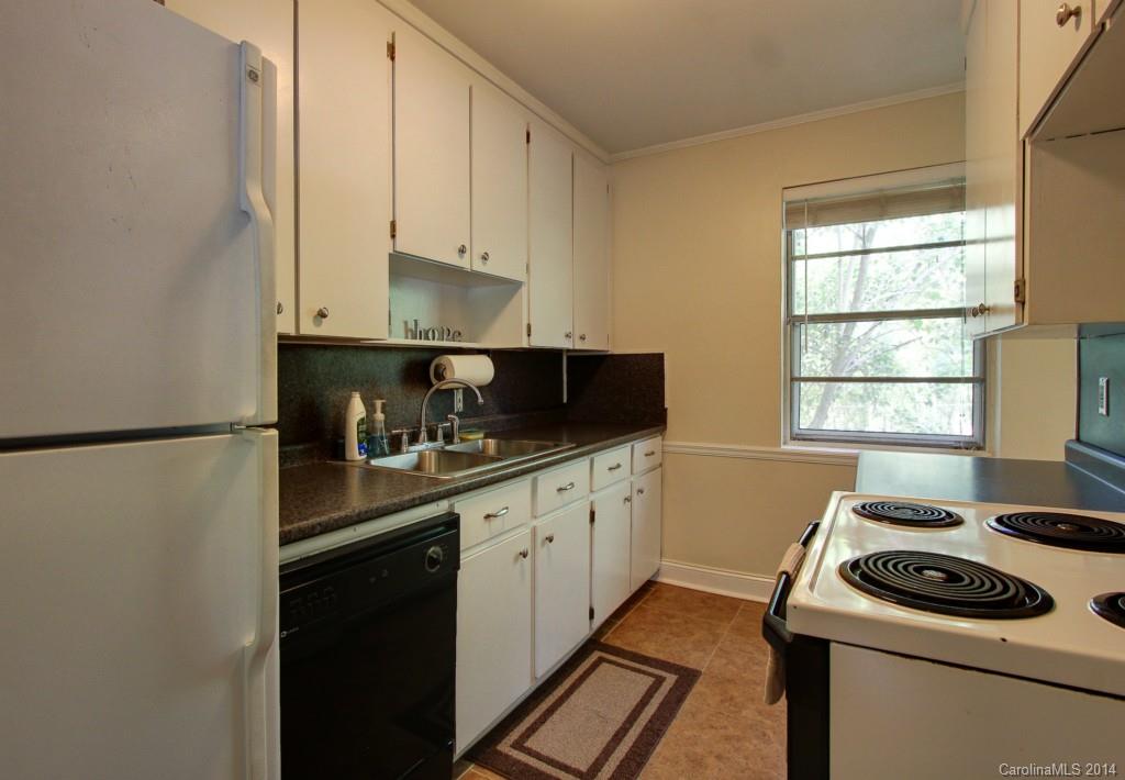 5030 Valley Stream Road Charlotte, NC 28209 - Photo 7 of 24 Gallery Image 7