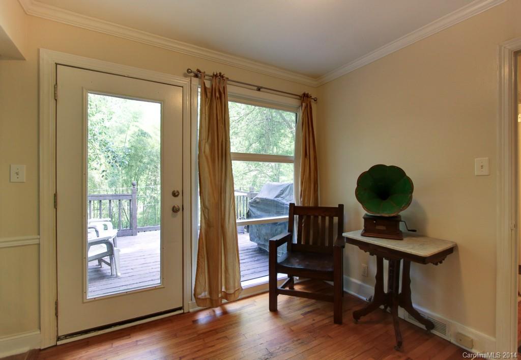 5030 Valley Stream Road Charlotte, NC 28209 - Photo 9 of 24 Gallery Image 9