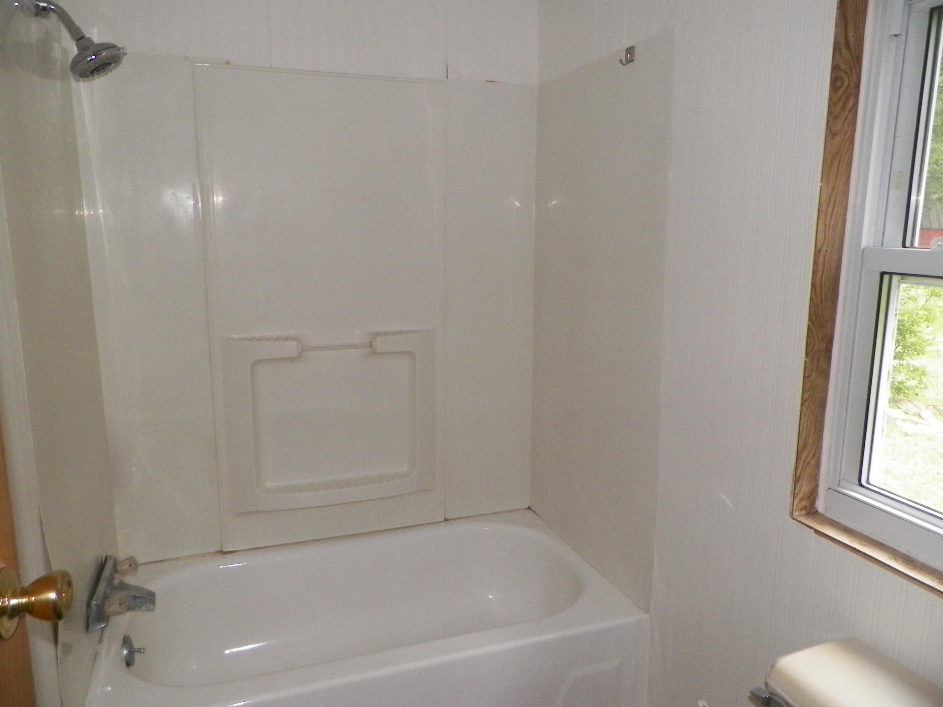8951 East 8 Mile Road Luther, MI 49656 - Photo 10 of 16 100_3533