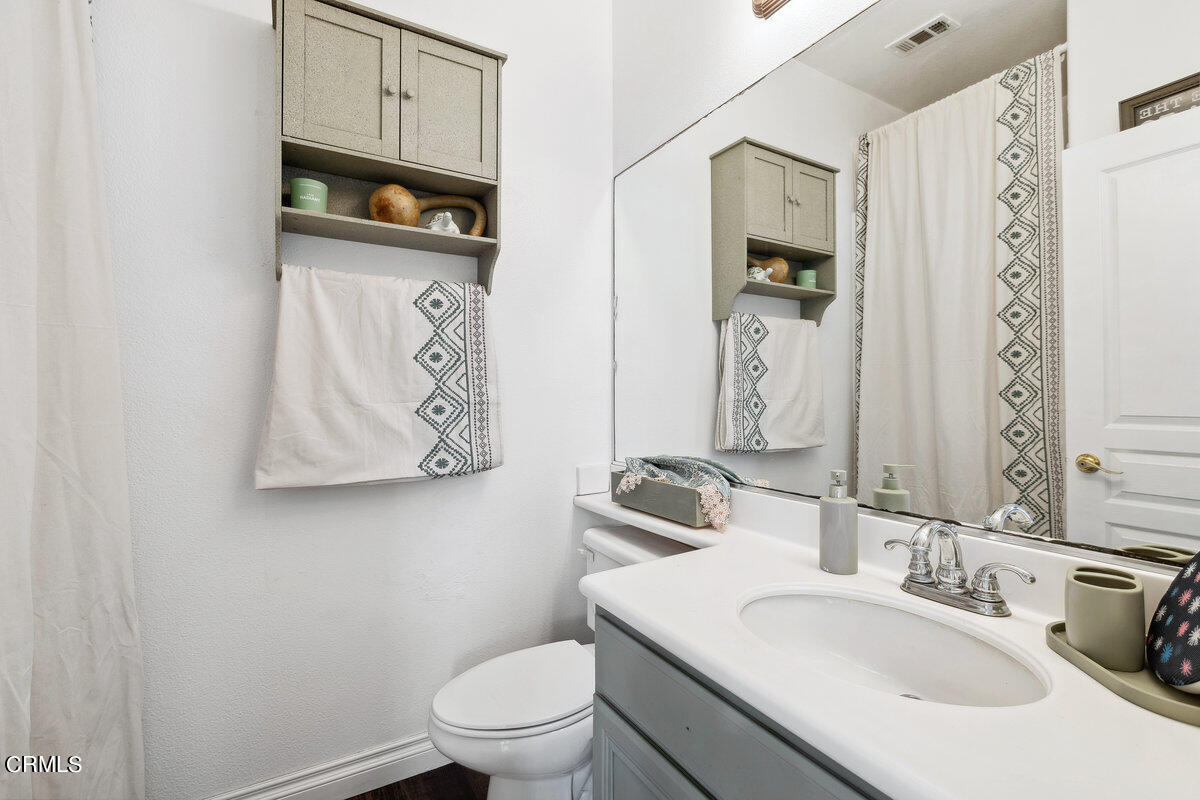 1422 Sonata Drive Oxnard, CA 93030 - Photo 17 of 26 011_cjp_0597_20