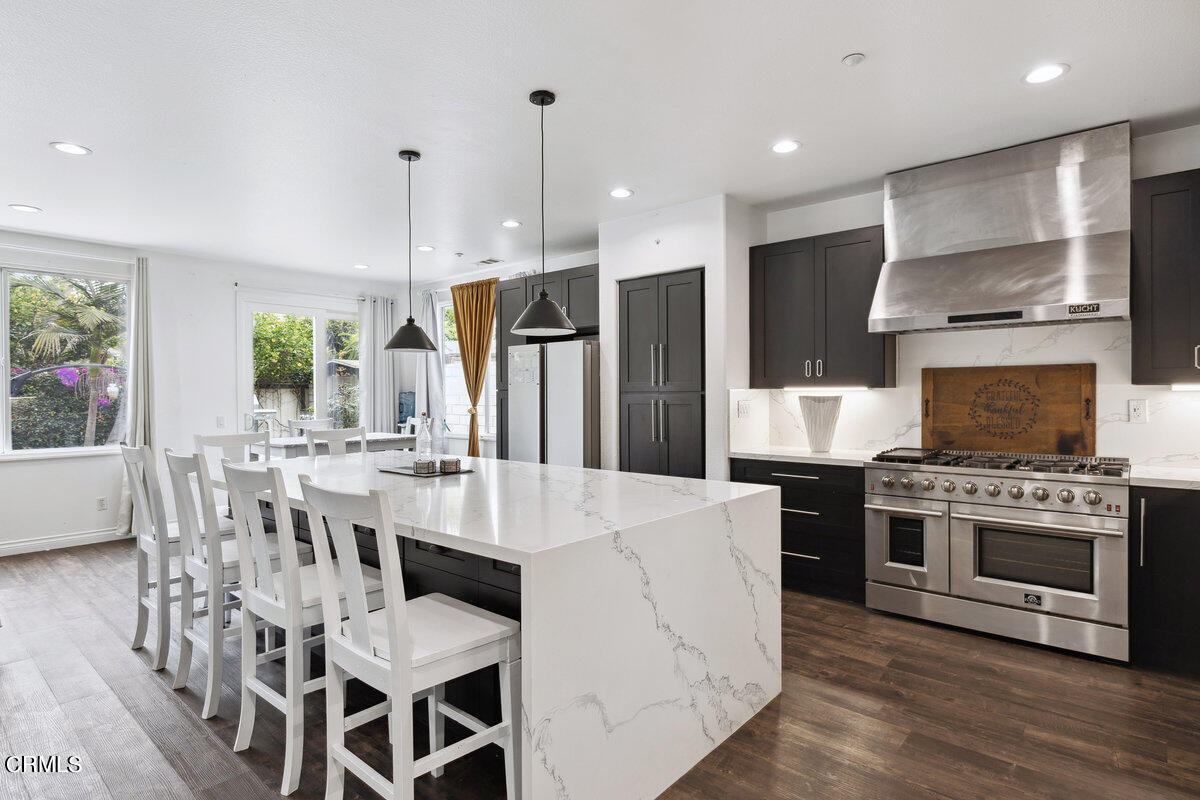 1422 Sonata Drive Oxnard, CA 93030 - Photo 5 of 26 016_cjp_0622_621