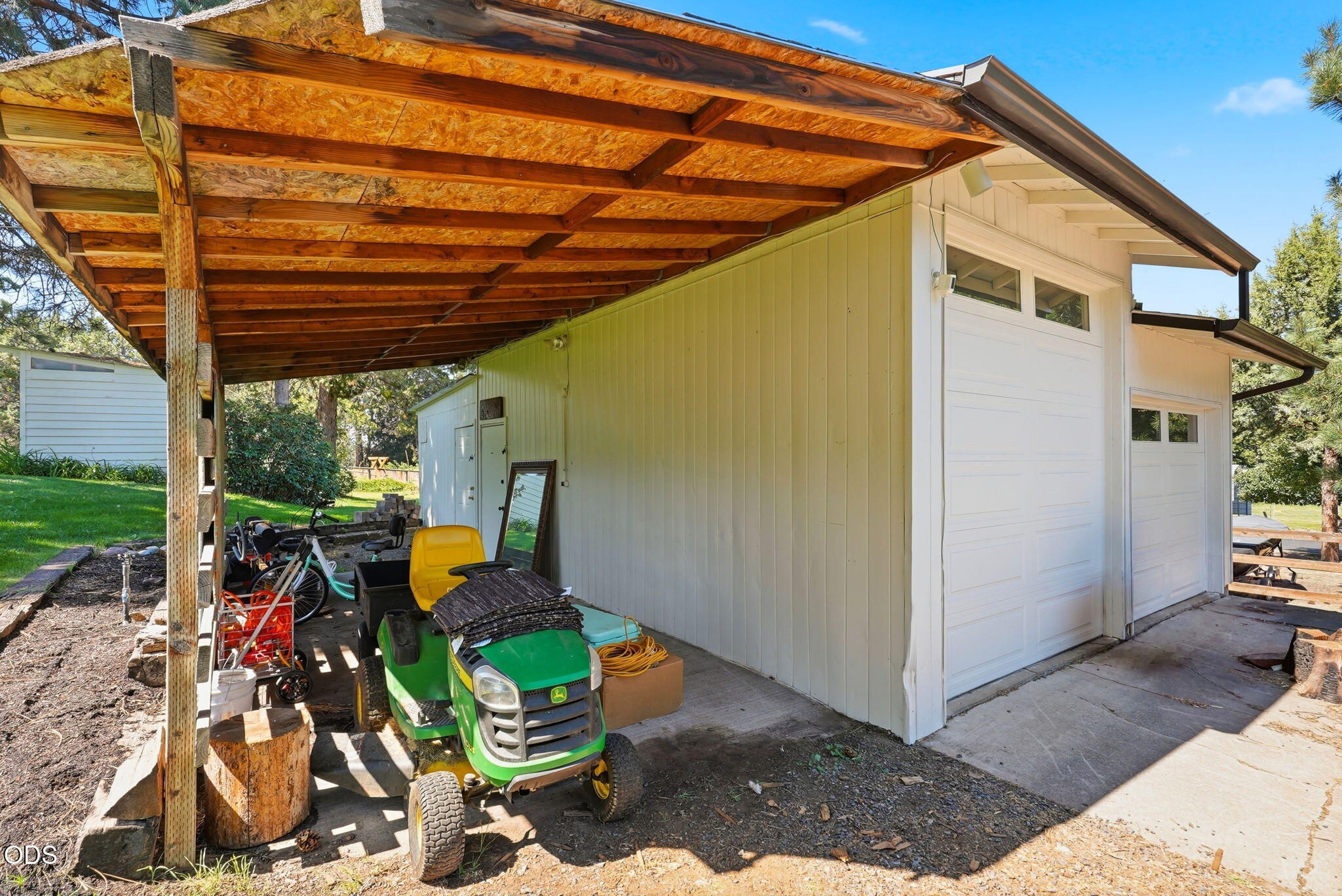 63825 Scenic Drive Bend, OR 97703 - Photo 47 of 65 Gallery Image 47