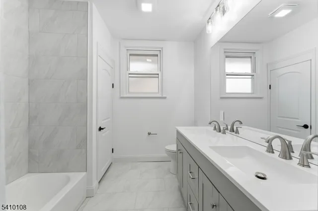 $5,200 | 94 Montrose Street, Unit 1, Newark, NJ 07106