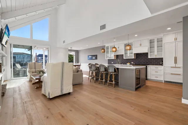 $2,995,000 | 3532 Windspun Drive, Huntington Beach, CA 92649