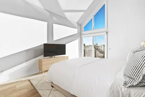 $2,995,000 | 3532 Windspun Drive, Huntington Beach, CA 92649