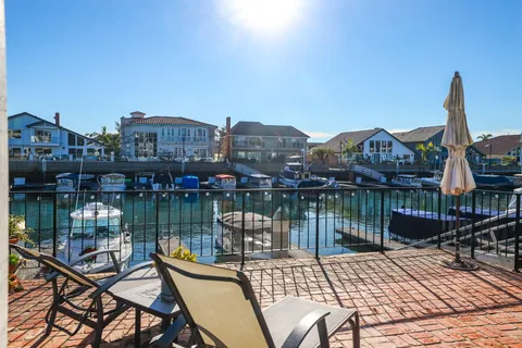 $2,995,000 | 3532 Windspun Drive, Huntington Beach, CA 92649