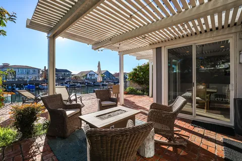 $2,995,000 | 3532 Windspun Drive, Huntington Beach, CA 92649