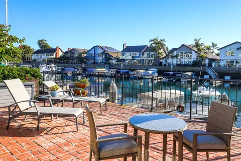 $2,995,000 | 3532 Windspun Drive, Huntington Beach, CA 92649